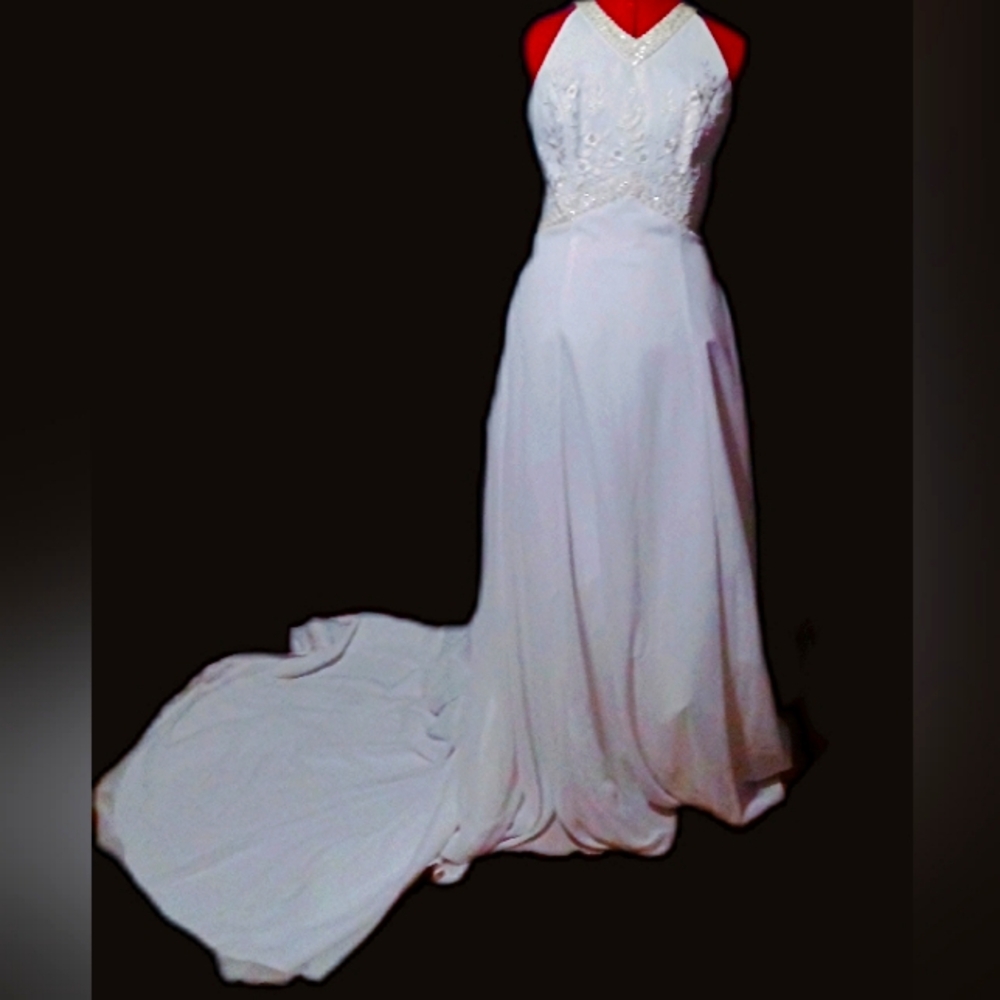 Wedding gown